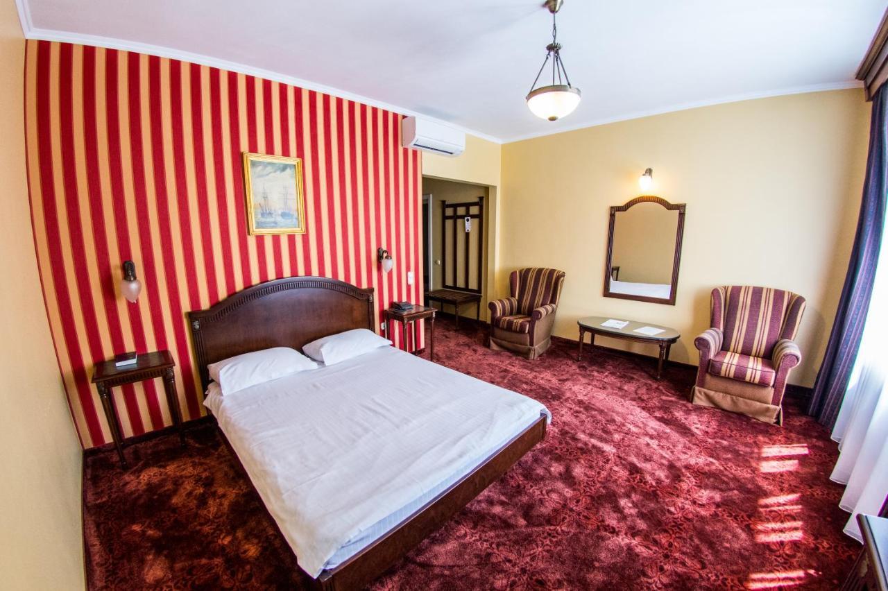 The Elite - Oradea'S Legendary Hotel المظهر الخارجي الصورة