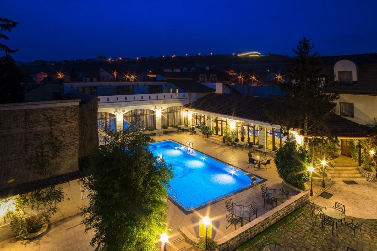 The Elite - Oradea'S Legendary Hotel المظهر الخارجي الصورة